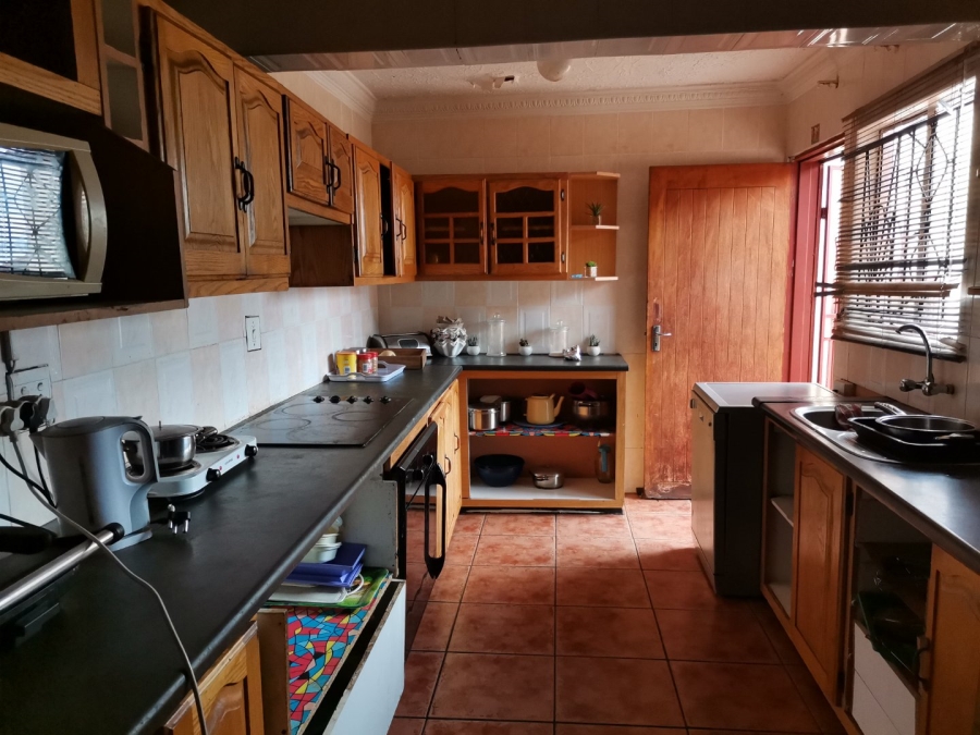 To Let 4 Bedroom Property for Rent in Mabopane North West